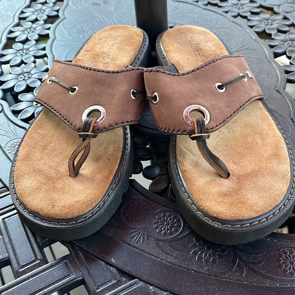 G.B. Bass &Co. Andorra brown leather sandals or things size 9 1/2 - Picture 2 of 8